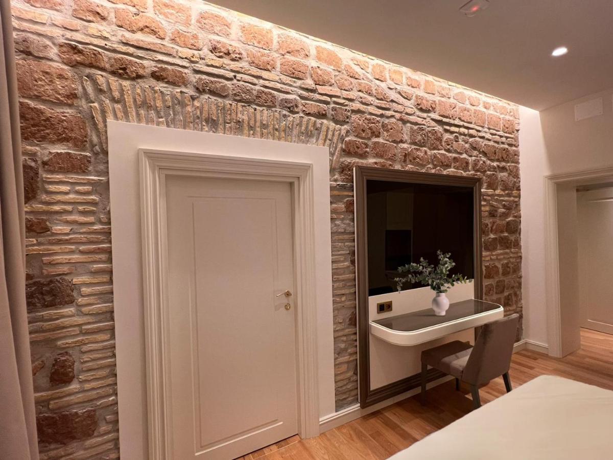 Martina Suites Rome Bagian luar foto