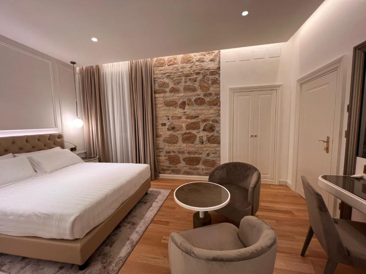 Martina Suites Rome Bagian luar foto